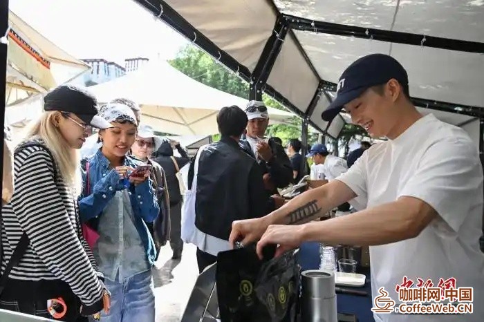 图片关键词 图片关键词