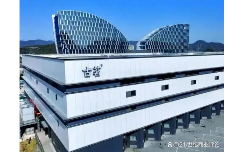 450亿茶饮之王，开打9块9咖啡大战45 billion tea drink king, start the 9.9 yuan coffee war