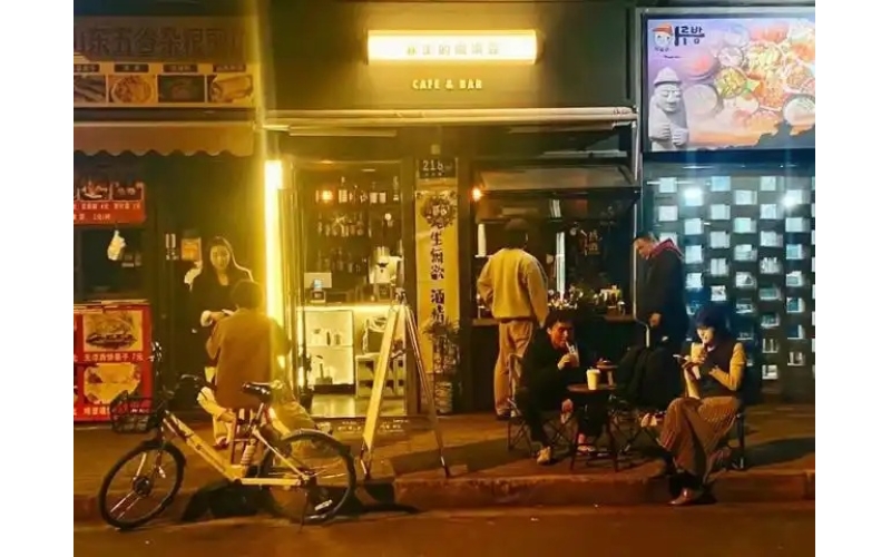上过央视镜头的咖啡店，开进了党群服务中心The coffee shop that has appeared on CCTV cameras has entered the Party and Mass Service Center