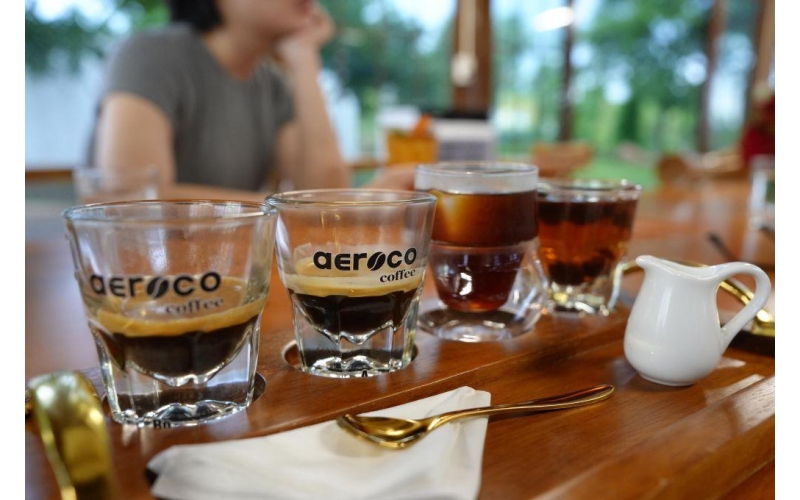 列国鉴丨记者观察：咖啡里的越南节奏National Mirror - Journalist Observation: Vietnamese Rhythm in Coffee